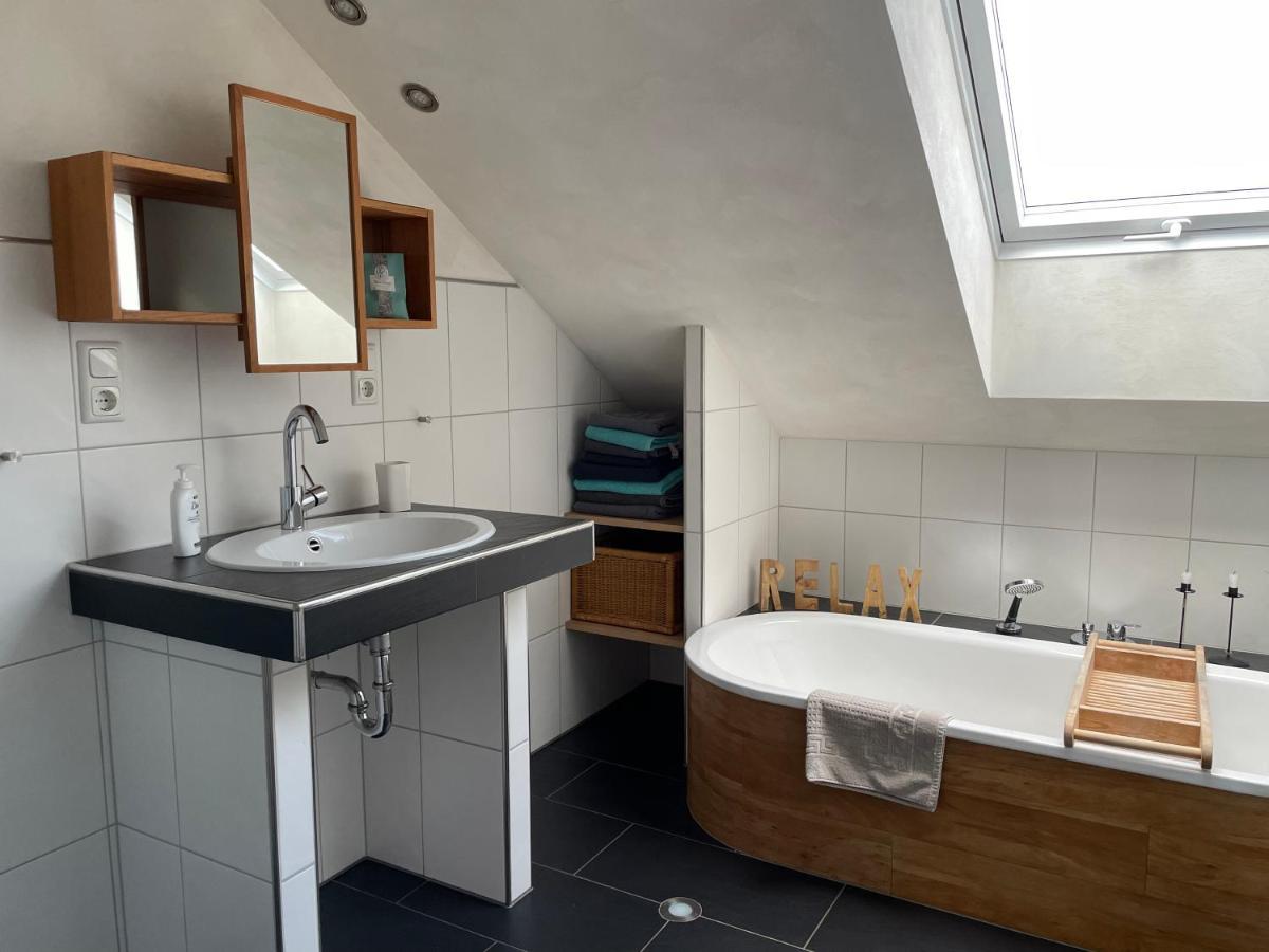 Ferienwohnung Nussbaum-Nest Hausen  Exterior foto